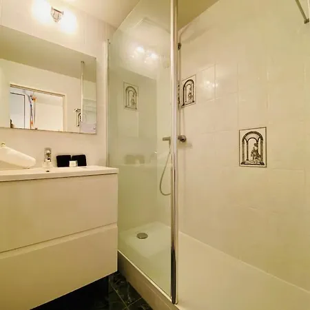 557 Cap Corniche Front De Clim Parking דירה Sète